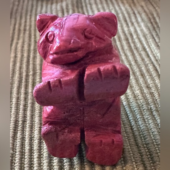Red Jasper Bear - Picture 2 of 3